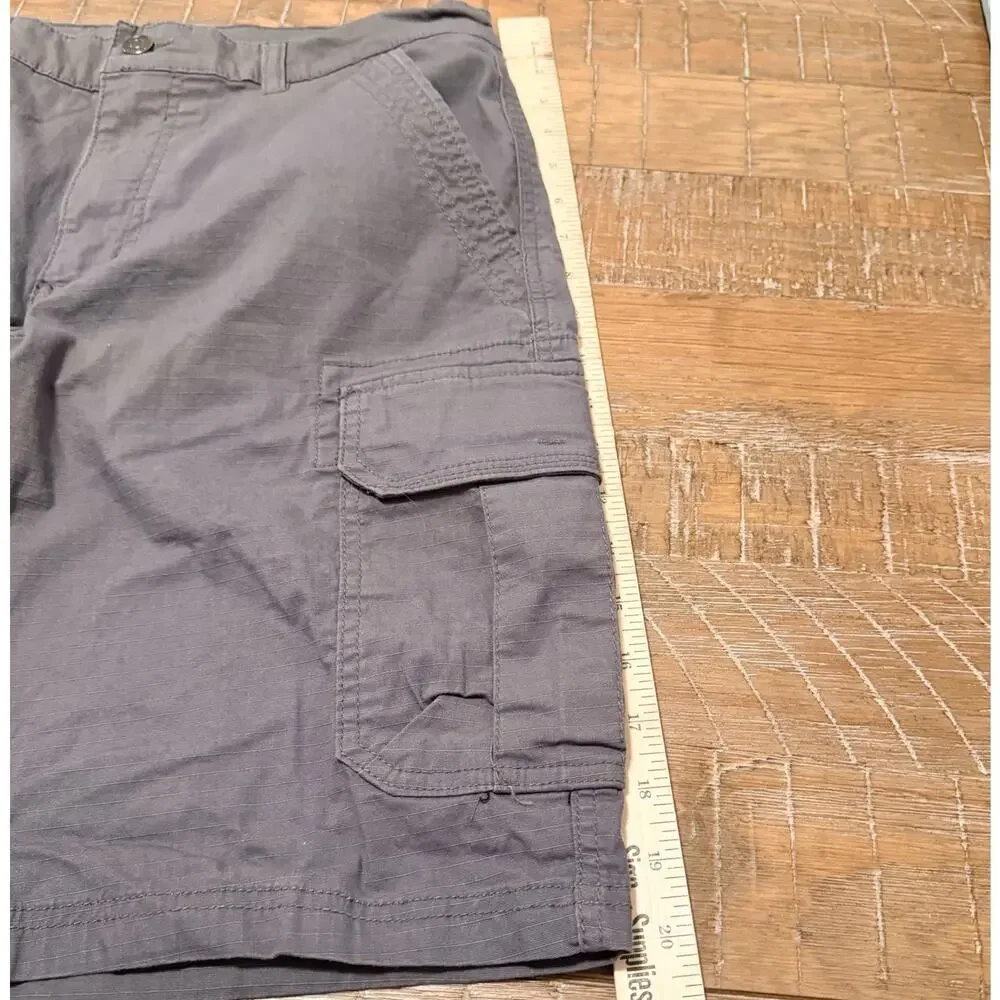 DKNY Gray Cargo Shorts Casual Durable Design size 30 men’s shorts